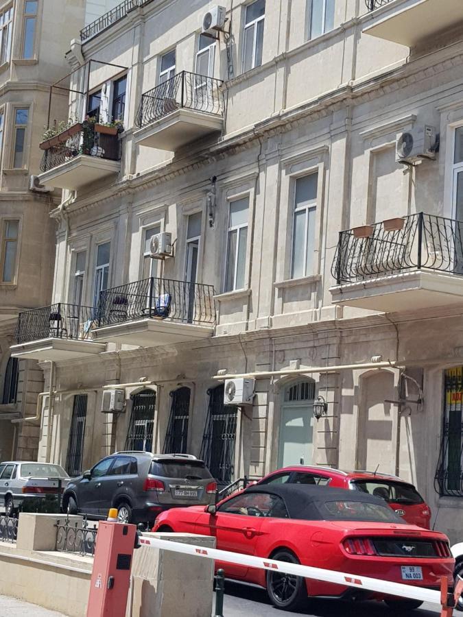 Central Baku Luxury Apartment On Nizami Street Exteriör bild